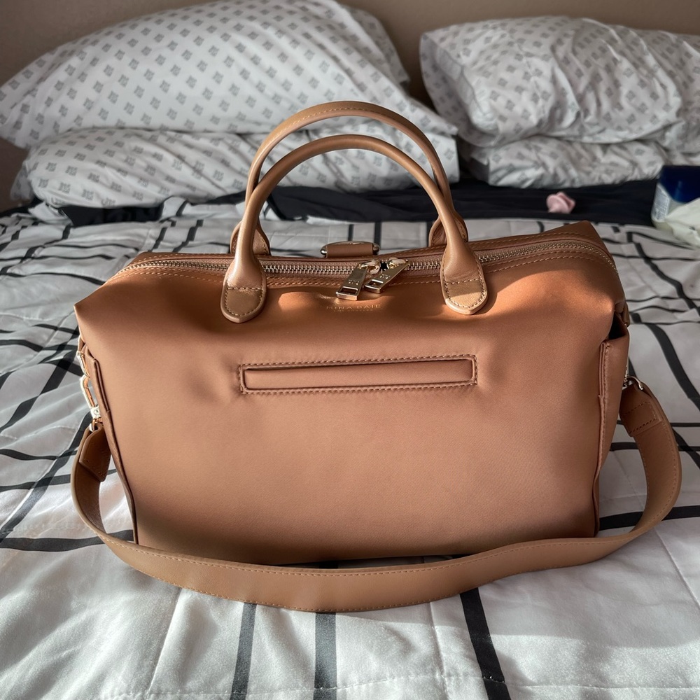 MINA BAIE MINI EMMY